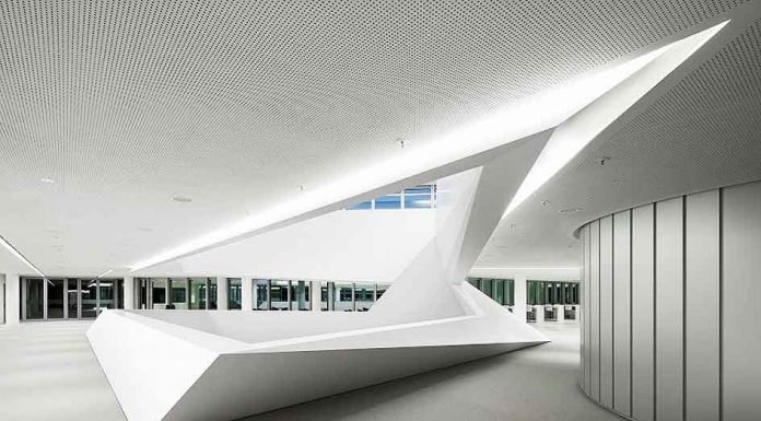 Nueva dimensión de la geometría