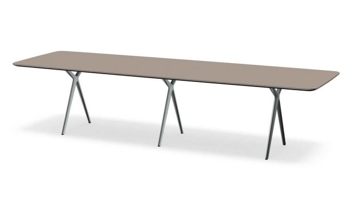 Mesa de conferencias