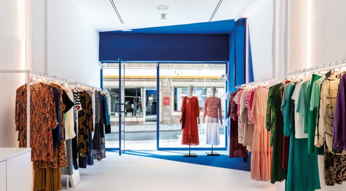 Nel blu, dipinto di blu