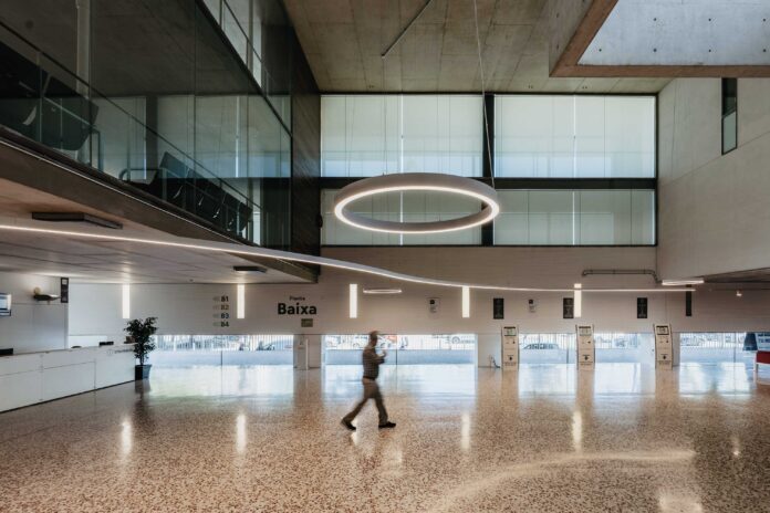 1W-miamoments-lamp-CEXHB-68